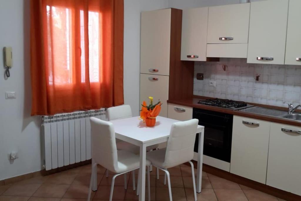 Casa Di Cristina Lejlighed Fiumicino Eksteriør billede